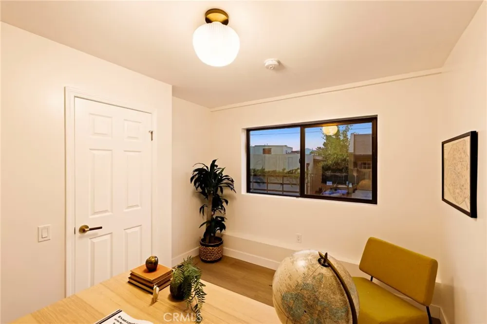 2441 Lyric Avenue Los Angeles, CA 90027