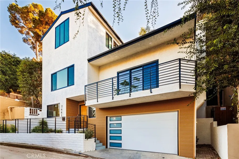 2441 Lyric Avenue Los Angeles, CA 90027