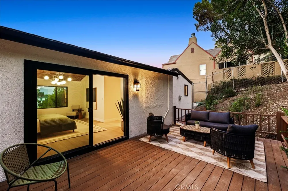 2441 Lyric Avenue Los Angeles, CA 90027