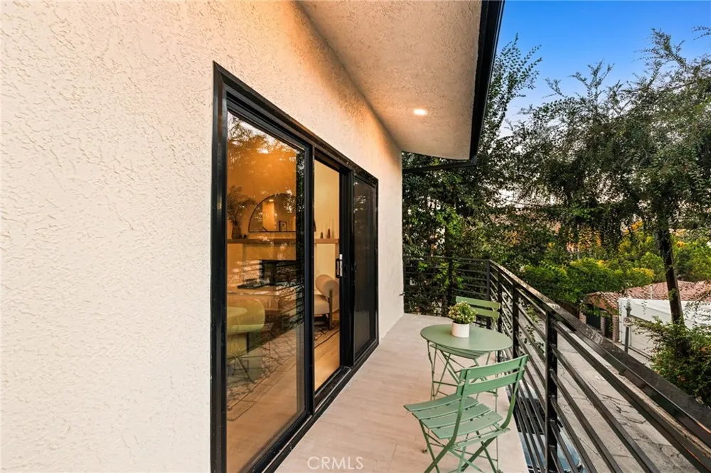 2441 Lyric Avenue Los Angeles, CA 90027