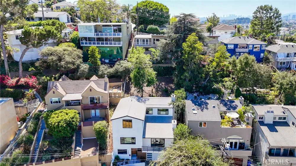 2441 Lyric Avenue Los Angeles, CA 90027