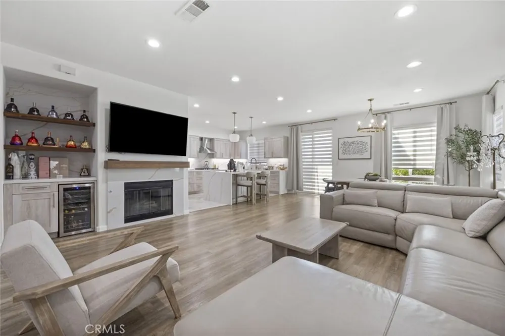 16485 W Nicklaus Drive #120 Sylmar, CA 91342
