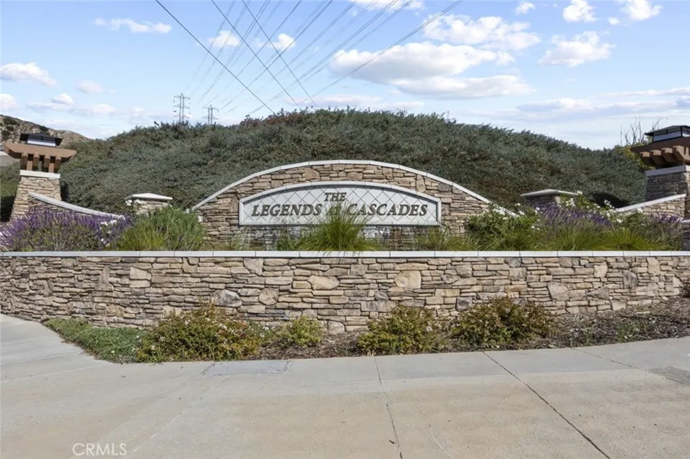16485 W Nicklaus Drive #120 Sylmar, CA 91342