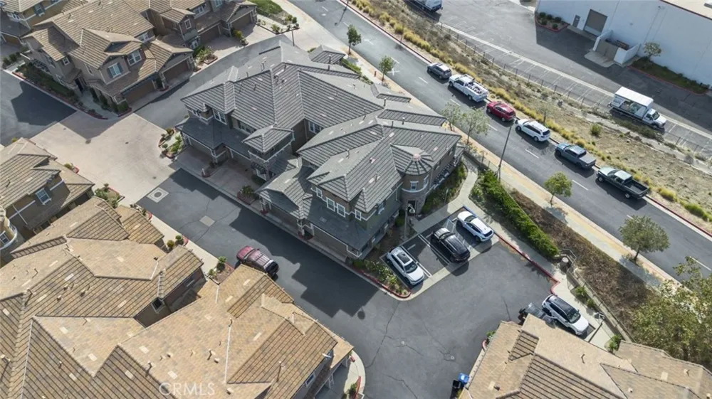 16485 W Nicklaus Drive #120 Sylmar, CA 91342