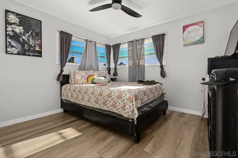 215 r National City, CA 91950