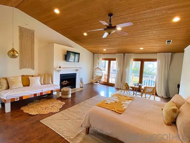 837 4th Street Encinitas, CA 92024