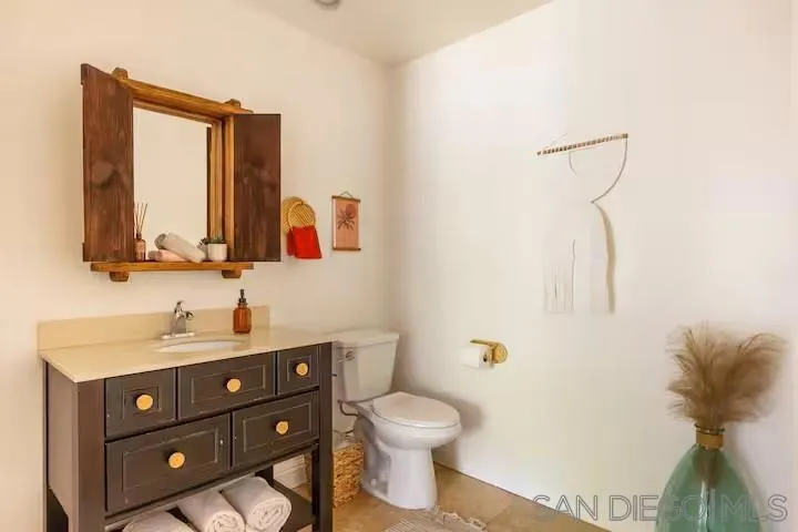 837 4th Street Encinitas, CA 92024