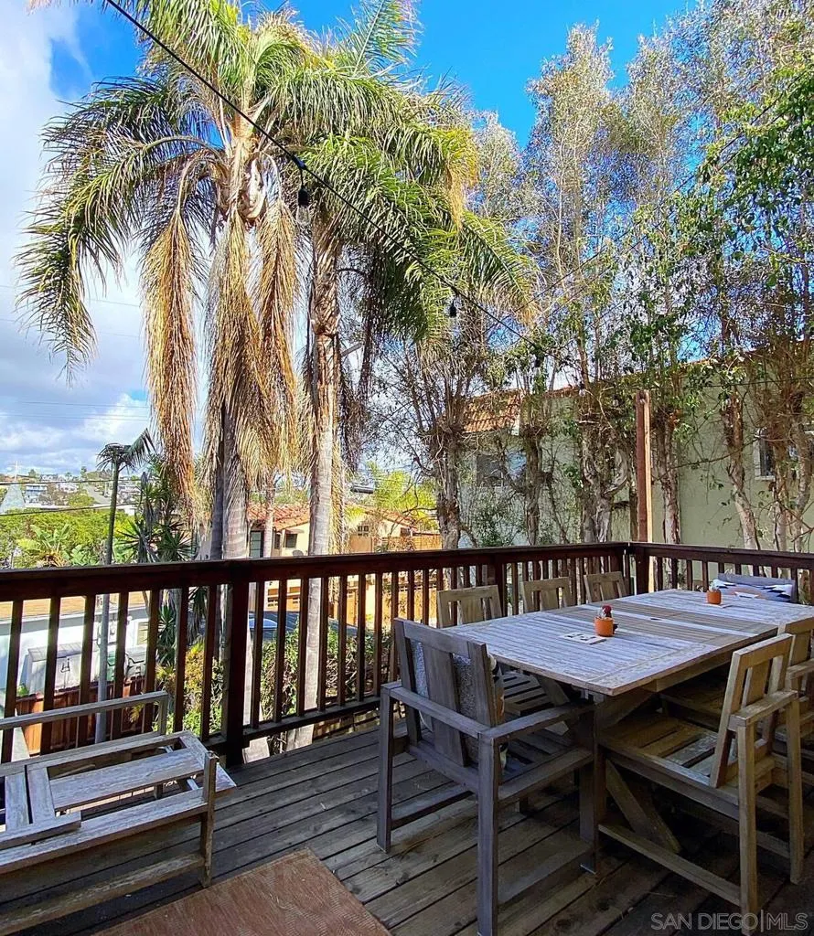 837 4th Street Encinitas, CA 92024