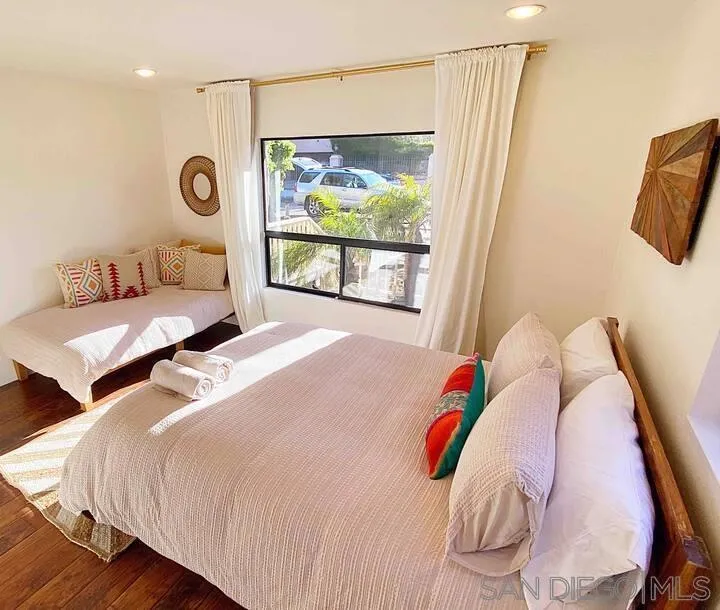 837 4th Street Encinitas, CA 92024