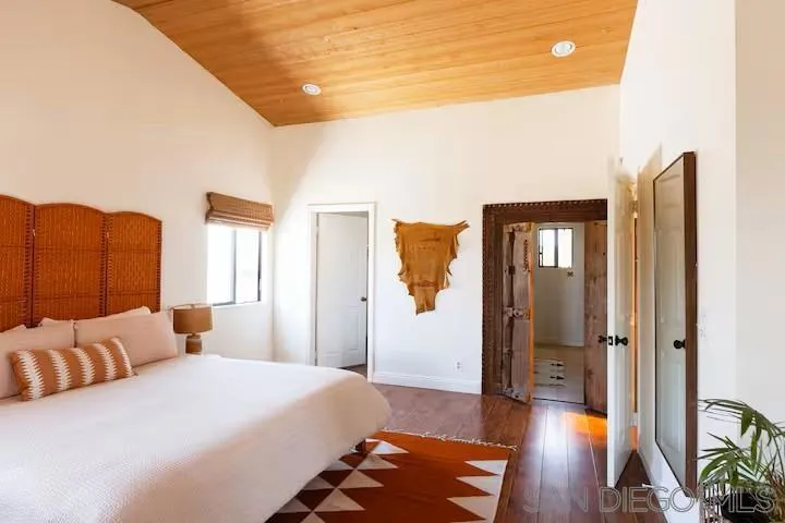 837 4th Street Encinitas, CA 92024