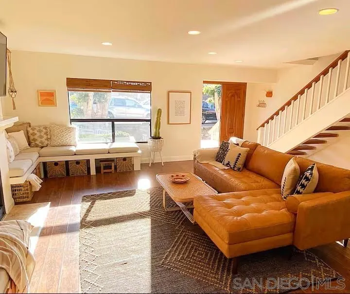 837 4th Street Encinitas, CA 92024