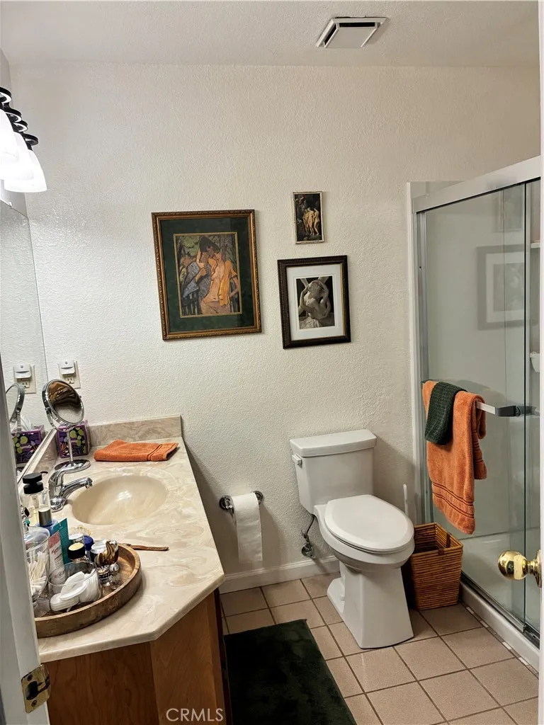 8 Hemming Lane Chico, CA 95973