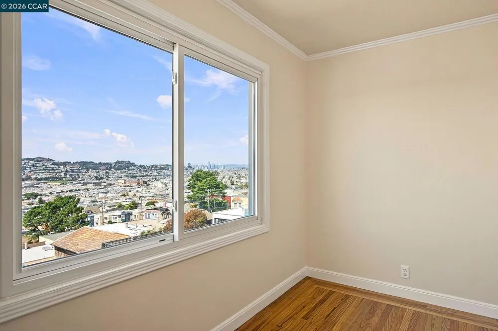124 Frankfort St Daly City, CA 94014