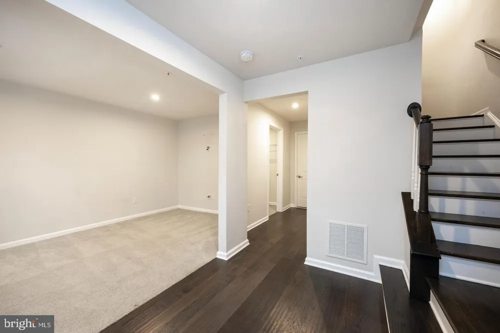 602 HOLYWELL DRIVE Malvern, PA 19355