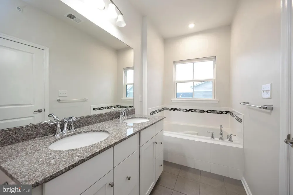 602 HOLYWELL DRIVE Malvern, PA 19355