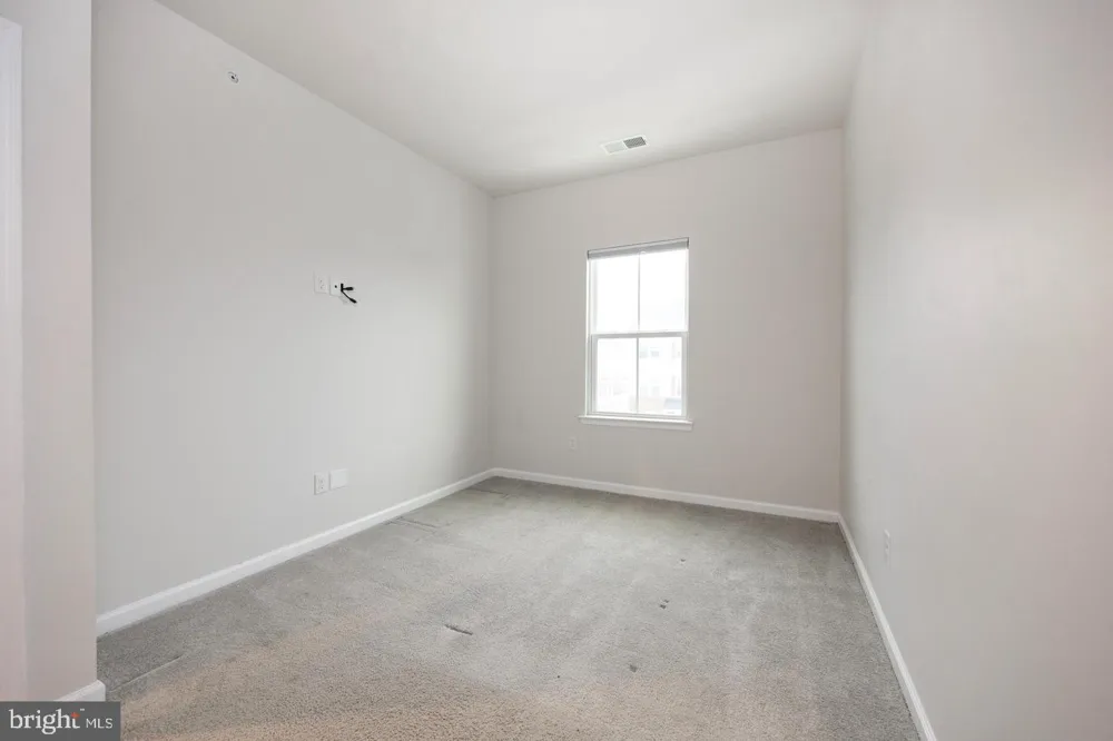 602 HOLYWELL DRIVE Malvern, PA 19355