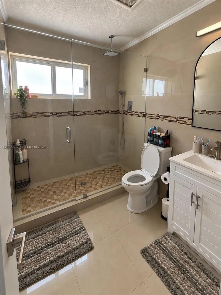 240 68th Ave Hollywood, FL 33024