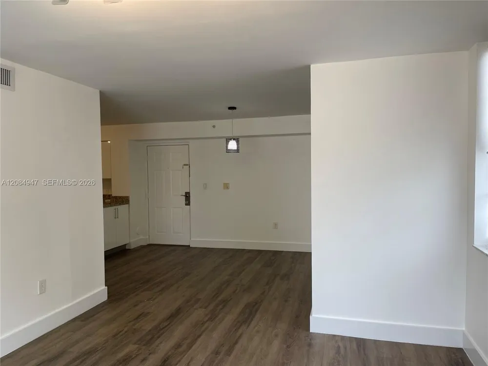 4350 NW 107th Ave #101-2 Doral, FL 33178