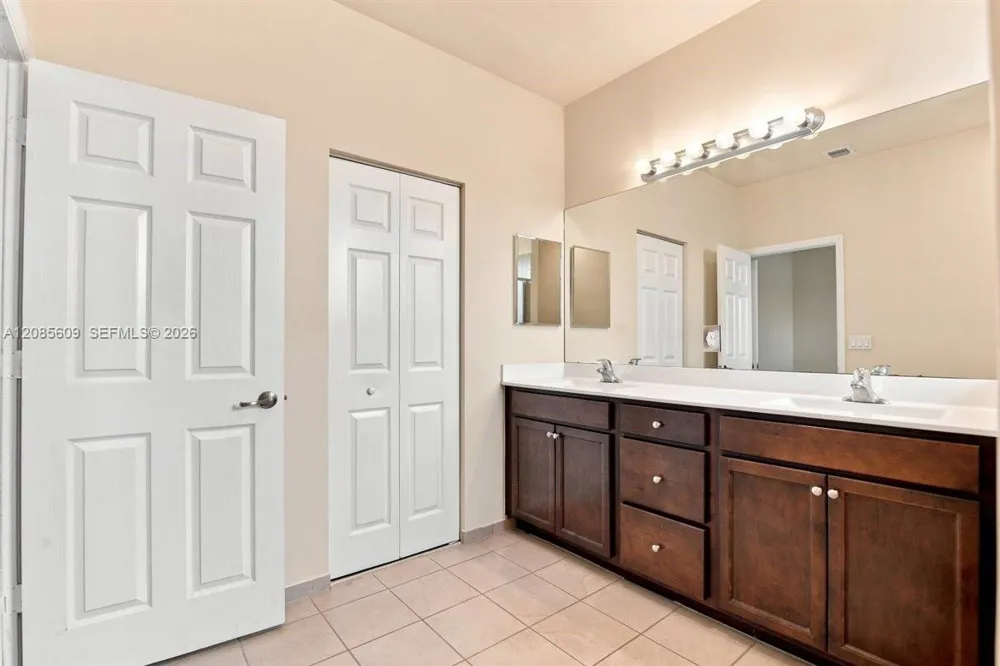 3787 SE 2nd St #0 Homestead, FL 33033