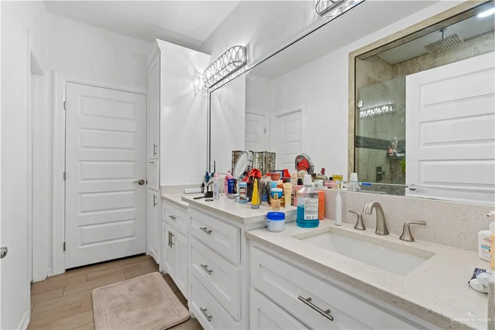 311 Seguin Loop Rio Grande City, TX 78582