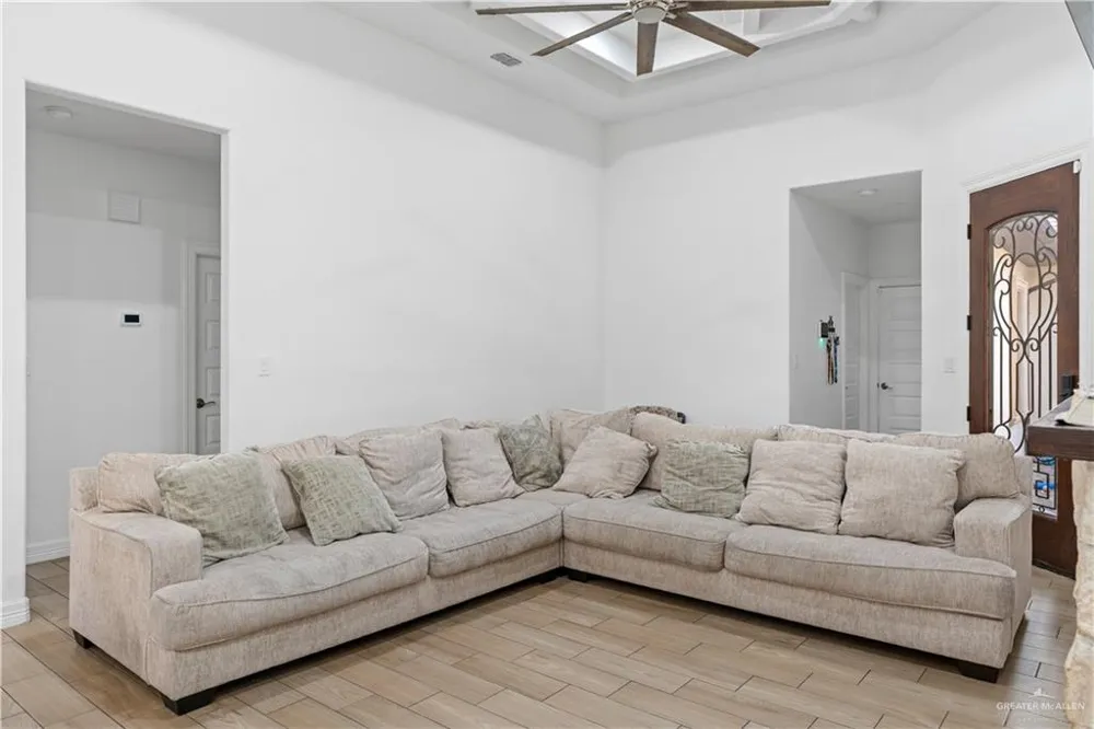 311 Seguin Loop Rio Grande City, TX 78582