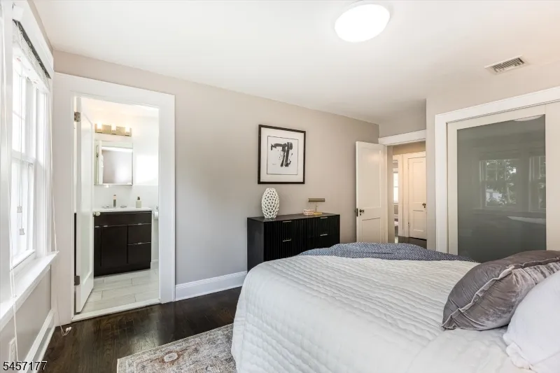 8 Berkeley Rd Maplewood, NJ 07040