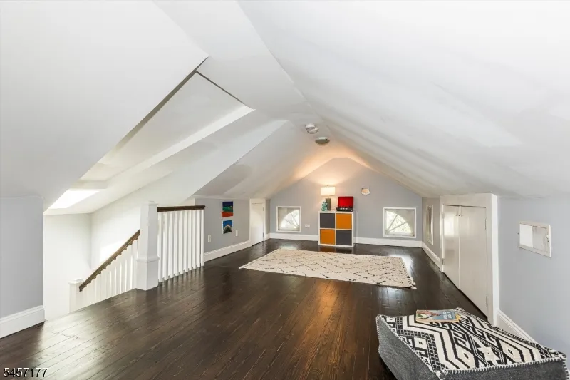8 Berkeley Rd Maplewood, NJ 07040