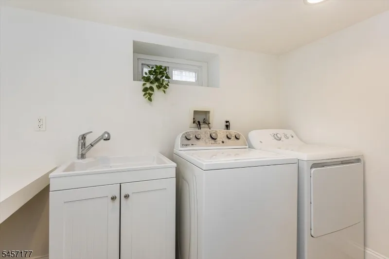 8 Berkeley Rd Maplewood, NJ 07040
