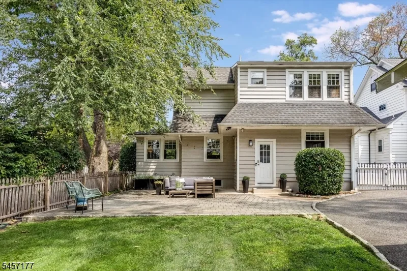 8 Berkeley Rd Maplewood, NJ 07040