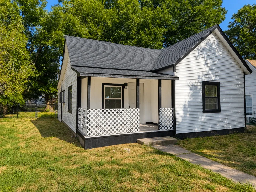 305 S Rosehill Avenue Cleveland, OK 74020