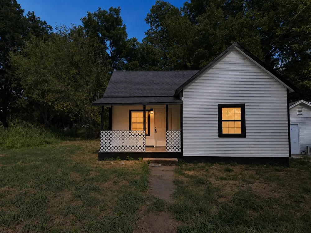 305 S Rosehill Avenue Cleveland, OK 74020