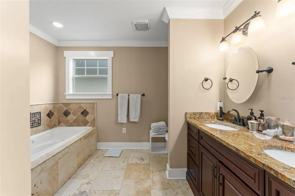 1527 MOUNT VERNON STREET Orlando, FL 32803