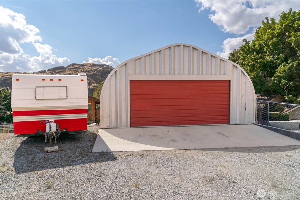 505 Beach Street Pateros, WA 98846