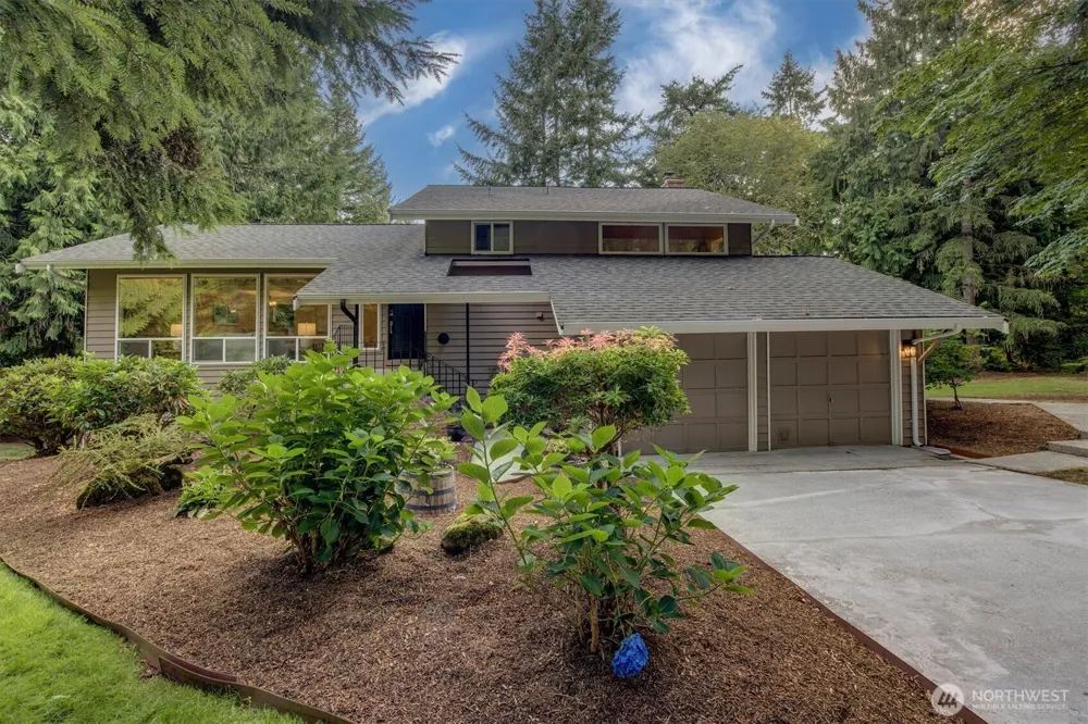 15724 168th Avenue NE Woodinville, WA 98072