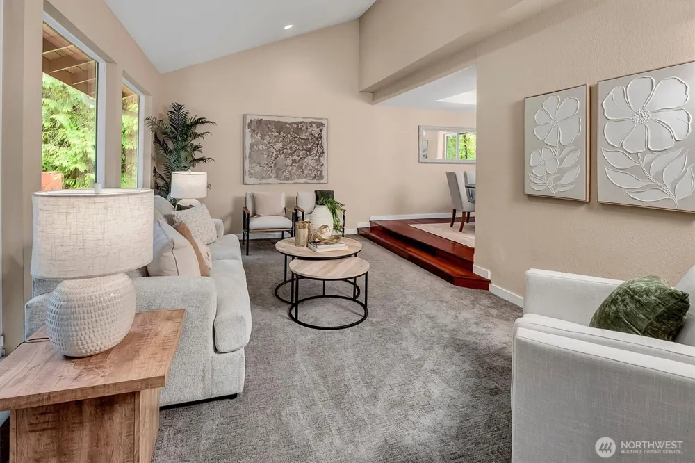 15724 168th Avenue NE Woodinville, WA 98072