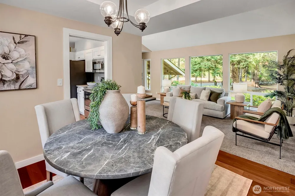 15724 168th Avenue NE Woodinville, WA 98072