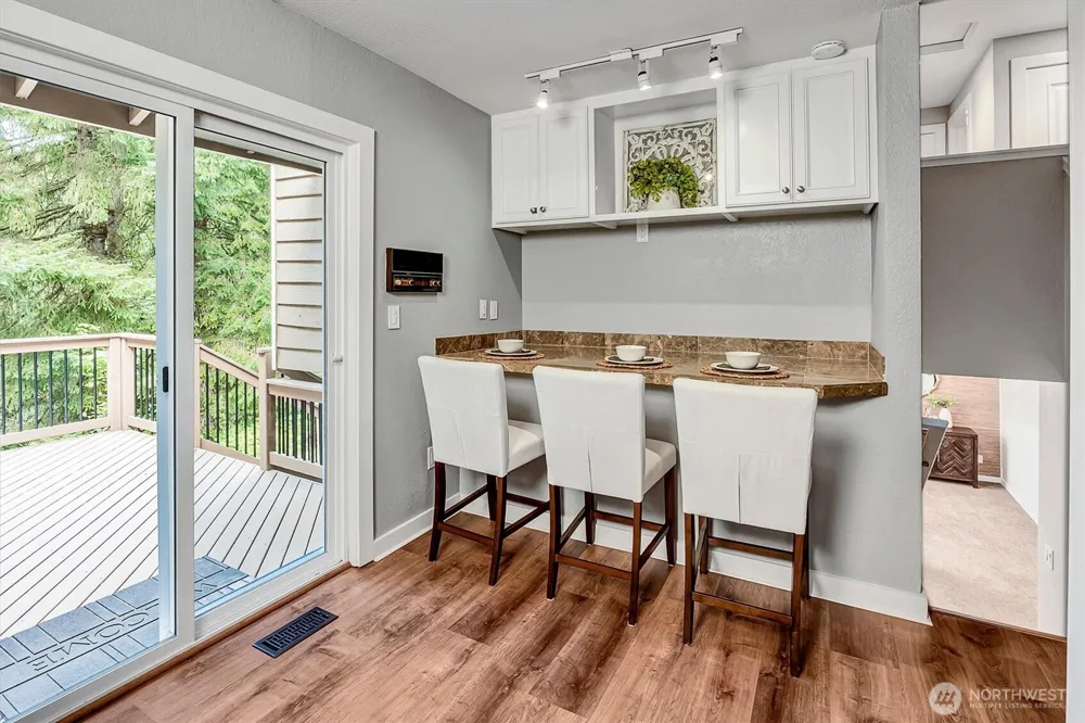 15724 168th Avenue NE Woodinville, WA 98072