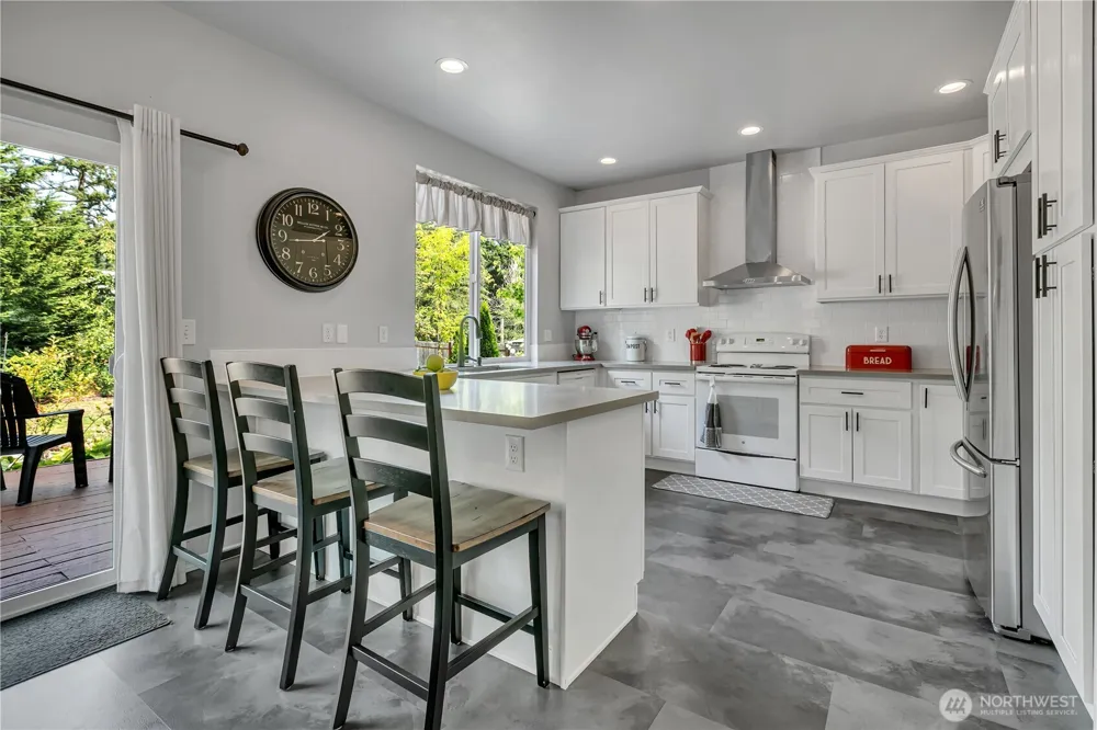 2035 62nd Loop SE Auburn, WA 98092