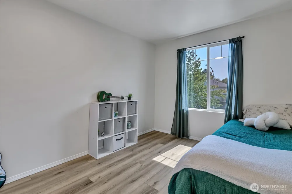 2035 62nd Loop SE Auburn, WA 98092