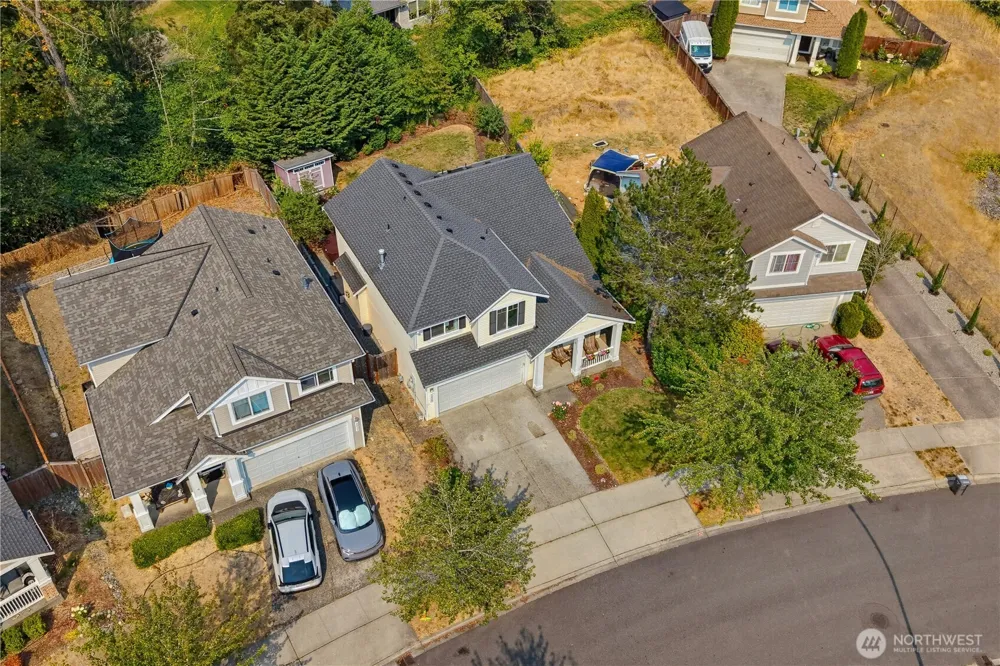 2035 62nd Loop SE Auburn, WA 98092
