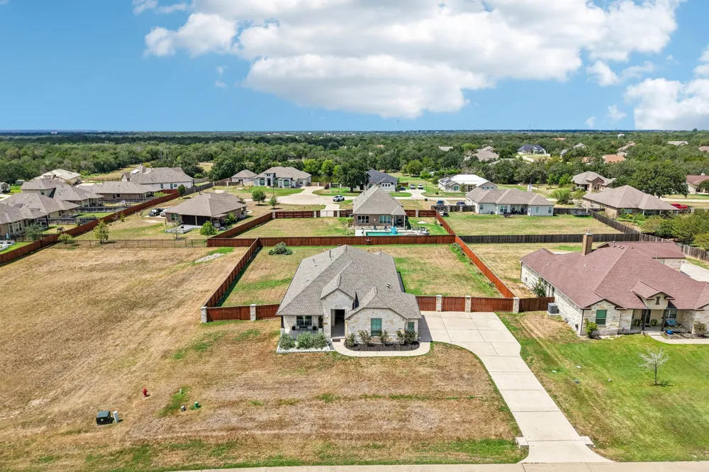 285 Chisholm Trail Bastrop, TX 78602