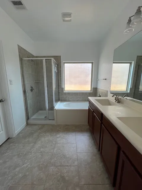 516 Rancho Verde Drive Leander, TX 78641