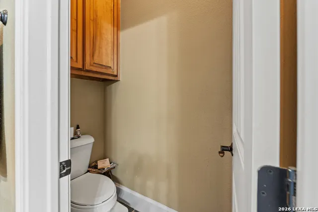 500 Reverse R Fredericksburg, TX 78631