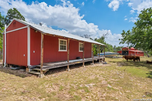 500 Reverse R Fredericksburg, TX 78631