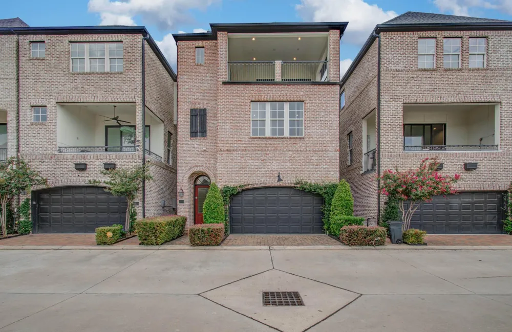 2713 Kinsley Oaks Drive Houston, TX 77007