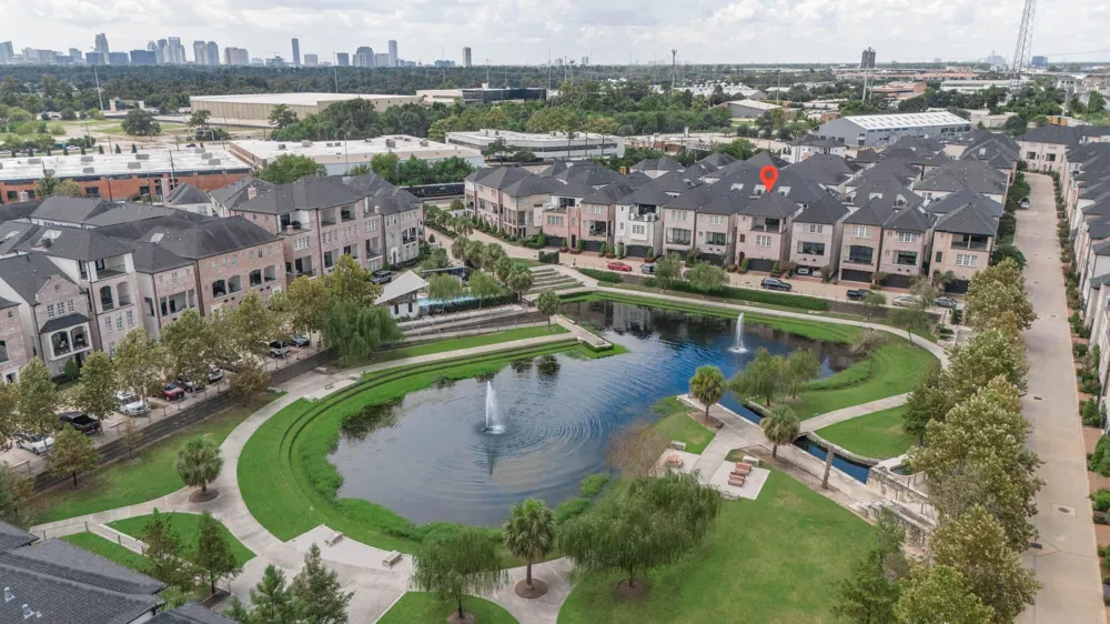 2713 Kinsley Oaks Drive Houston, TX 77007