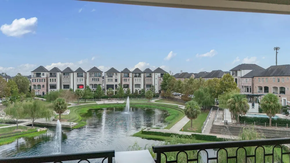 2713 Kinsley Oaks Drive Houston, TX 77007