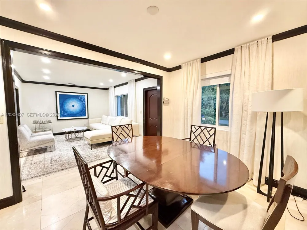 2001 Coral Gate Dr Miami, FL 33145