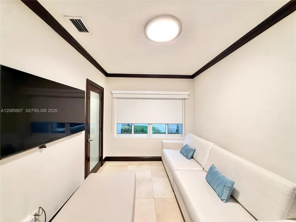 2001 Coral Gate Dr Miami, FL 33145