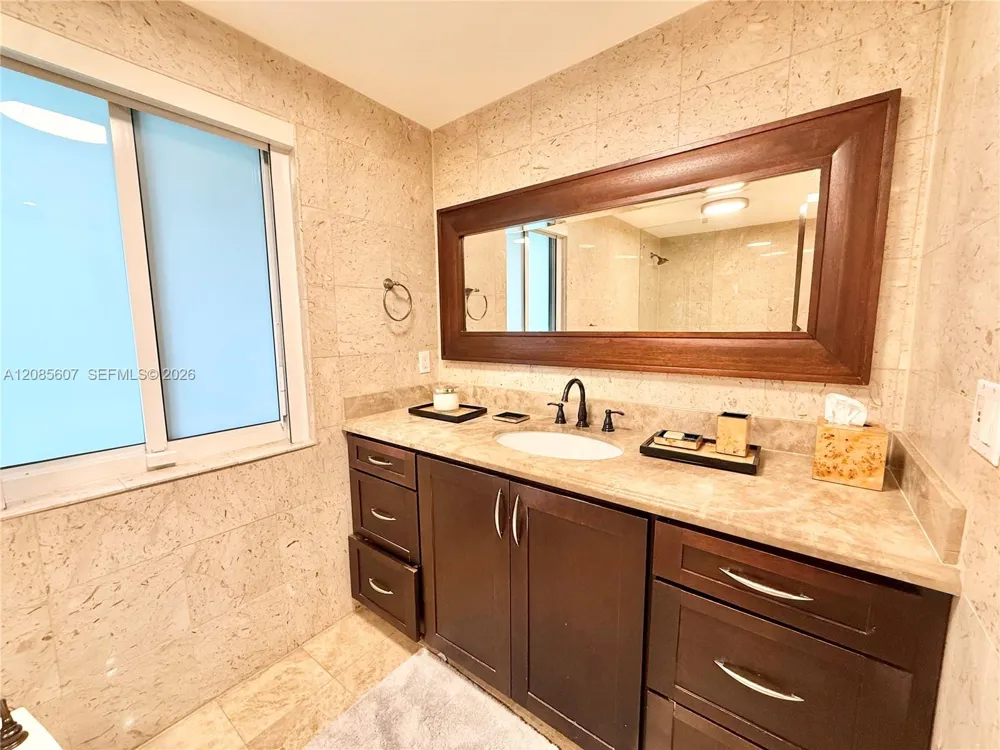 2001 Coral Gate Dr Miami, FL 33145